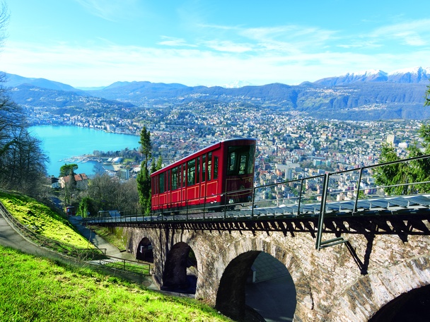 Guided tours and excursions